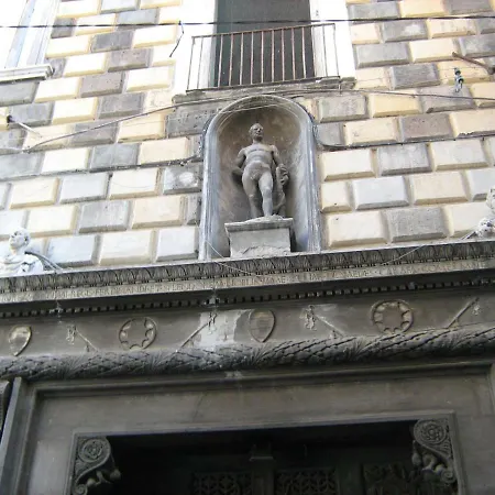 Affittacamere Palazzo Diomede Carafa #3 Napoli